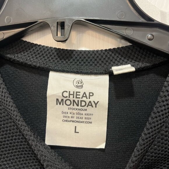 Cheap Monday Black Rime Top Thick Stretchy Cropped Tee Size L Scandinavian Edgy - Picture 4 of 4